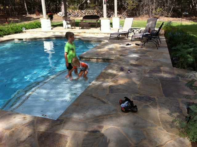 2011-10-07-Ian & Sydney here-09.jpg